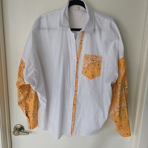POL Oversized Bandana Buttonup Shirt Size Medium